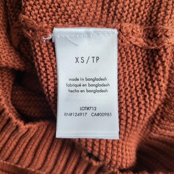 New WeWoreWhat Half Button Boxy Clay Knit Sweater Romper NWT XS - Picture 13 of 15